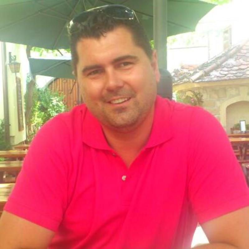 Date this foxy Ireland man Bamah from Mayo IE70