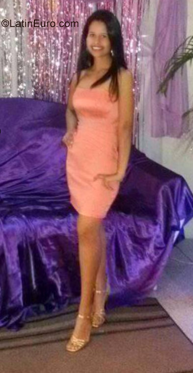 Date this good-looking Venezuela girl Paola from Maturin VE980