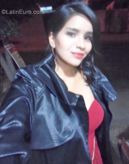 Date this passionate Peru girl Mayte from Lima PE1136