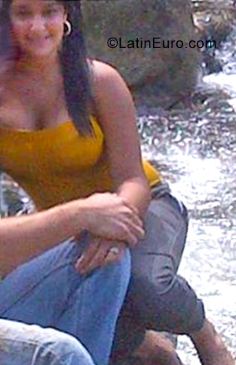 Date this passionate Venezuela girl Juse from Maracaibo VE996