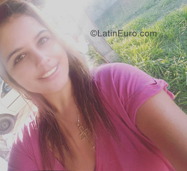 Date this beautiful Brazil girl Cristine from Rio de Janeiro BR10357