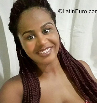 Date this good-looking Brazil girl Thamires from Rio de Janeiro BR10371