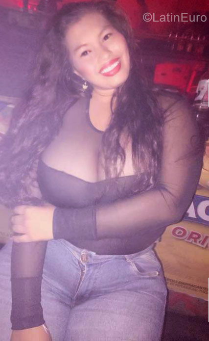 Date this pretty Colombia girl Mara Nelly from Barranquilla CO22863