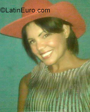 Date this young Colombia girl Mili from Barranquilla CO22897