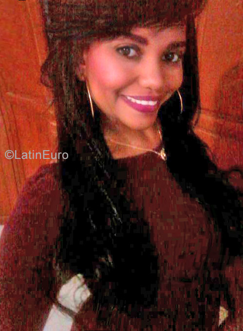 Date this exotic Dominican Republic girl Anyeli from Santiago DO30937