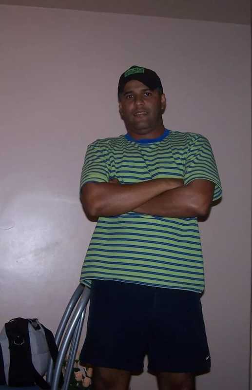 Date this hot Brazil man Charles from Brasília BR10390