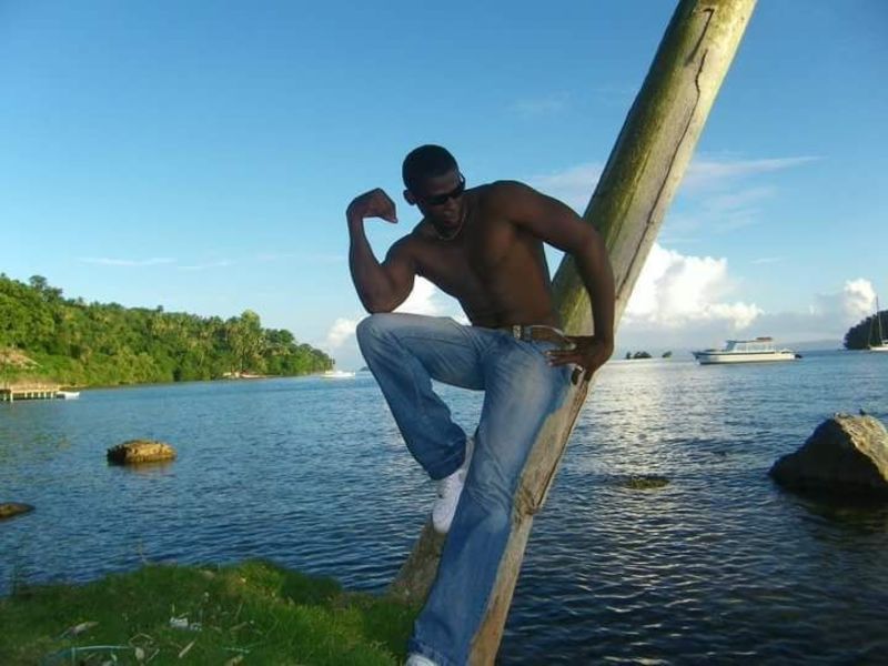 Date this fun Dominican Republic man Dario from Santo Domingo DO31151