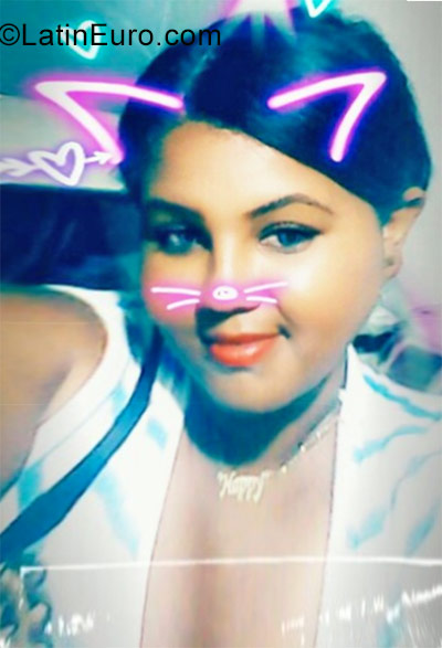 Date this fun Dominican Republic girl Katherine from Santo Domingo DO31174