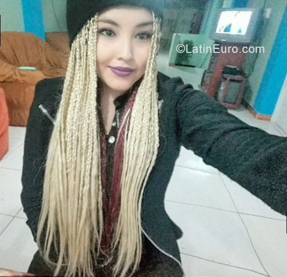 Date this nice looking Peru girl Ruth from Lima PE1212