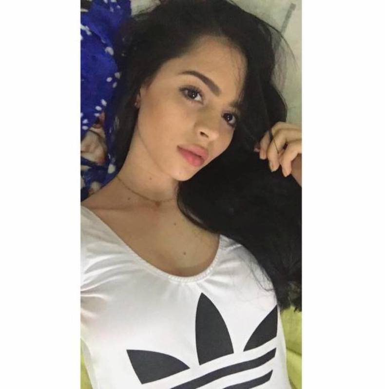 Date this sultry Colombia girl Amanda Gonzalez from Medellin CO23249