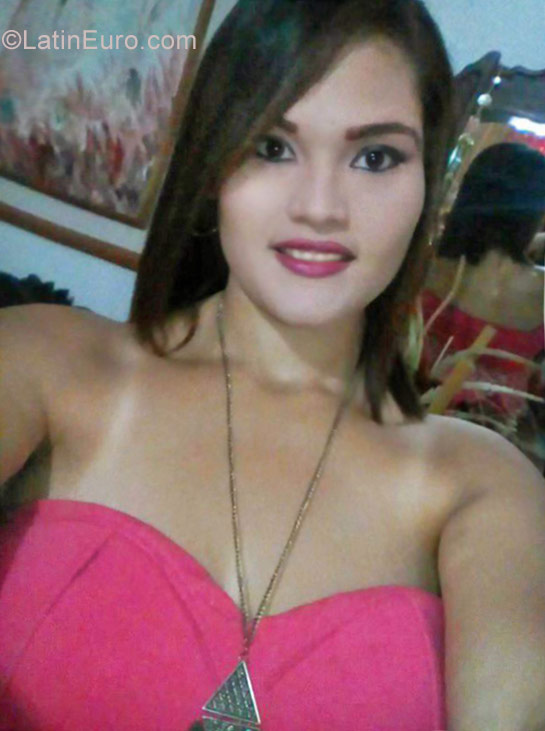 Date this happy Venezuela girl Hilda from Cabimas VE1377