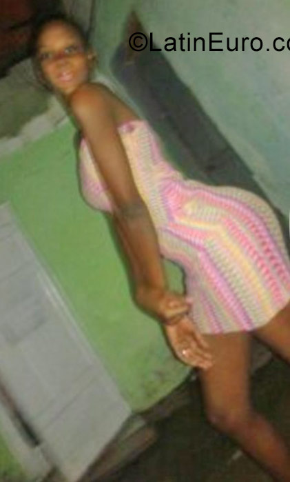 Date this attractive Dominican Republic girl Janette from Santo Domingo DO31766