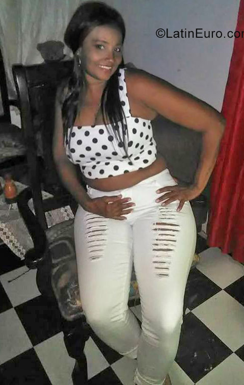 Date this tall Dominican Republic girl Marcia from San pedro De Macoris DO31800