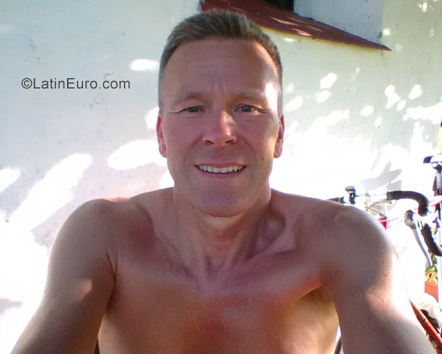 Date this attractive Germany man Robert from München DE458