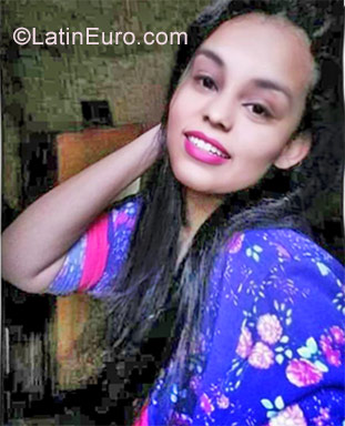 Date this attractive Brazil girl Fogosinha from Belo Horizonte BR10499