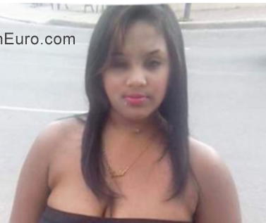 Date this exotic Dominican Republic girl Kiara from Santiago DO31984