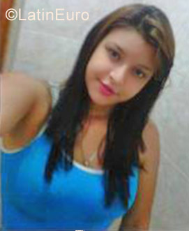 Date this tall Venezuela girl Albany from Porlamar VE1476