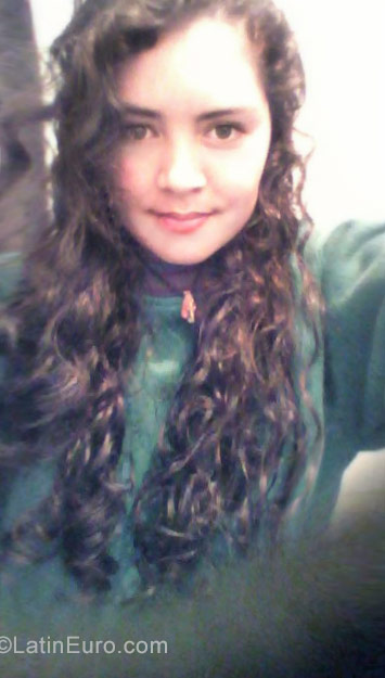 Date this young Venezuela girl Oriana from Barinas VE1477