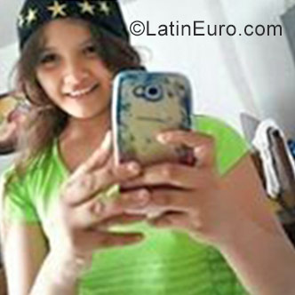 Date this georgeous Colombia girl Laura from Pereira CO23676