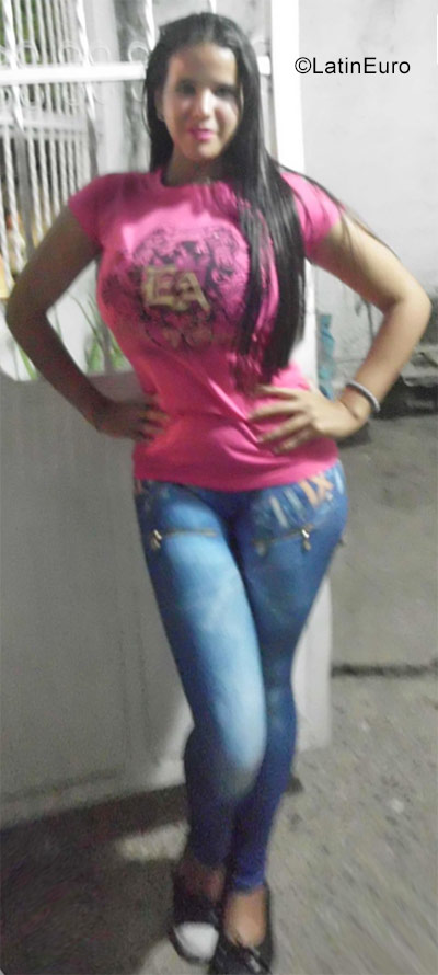 Date this good-looking Venezuela girl Yolmary from La Victoria VE1571