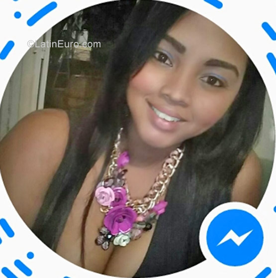 Date this happy Dominican Republic girl Zahira from Puerto Plata DO32289