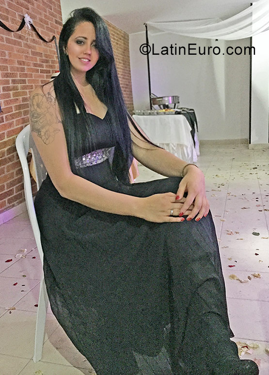 Date this gorgeous Colombia girl Erica from Bogota CO29091