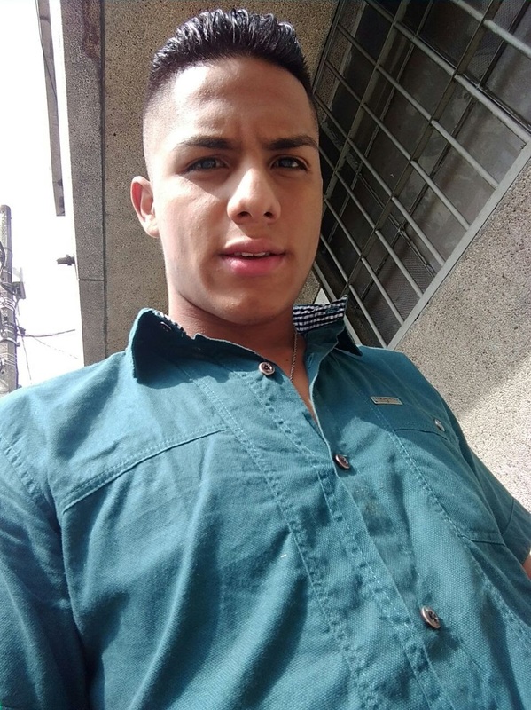 Date this attractive Colombia man Carlosg from Medellin CO23853