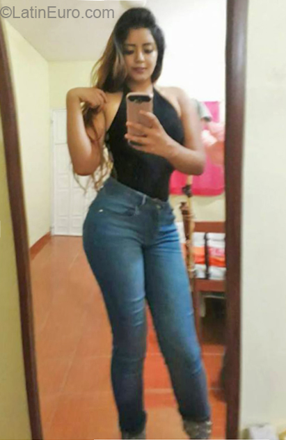 Date this delightful Mexico girl Raquel from Tuxtla MX1587
