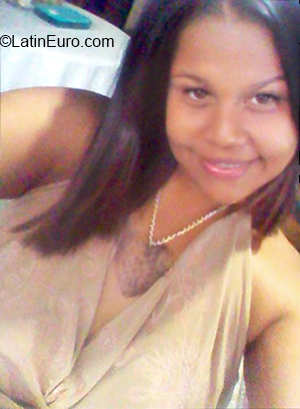 Date this cute Venezuela girl Alexandra from Caracas VE1643