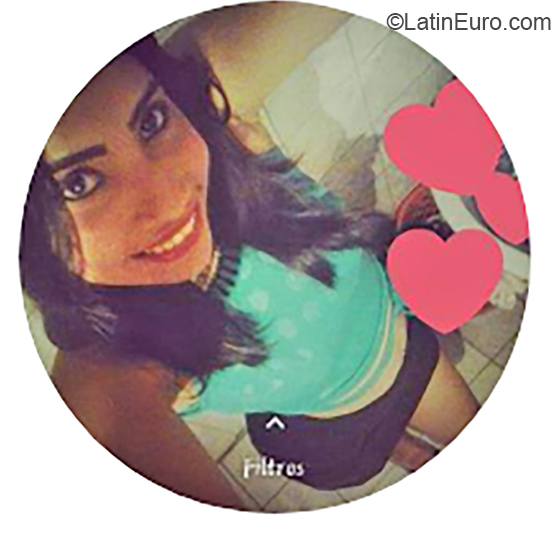 Date this young Venezuela girl Chica bonita from Caracas VE1667