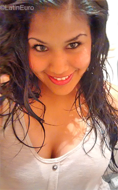 Date this charming Argentina girl Johanna from Concordia AR137