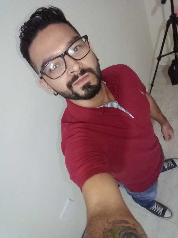 Date this sultry Colombia man Juan from Armenia CO24251