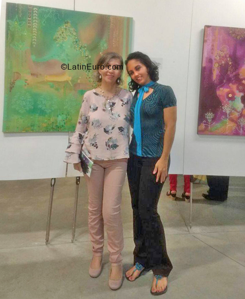 Date this exotic Colombia girl Patricia from Cali CO24274