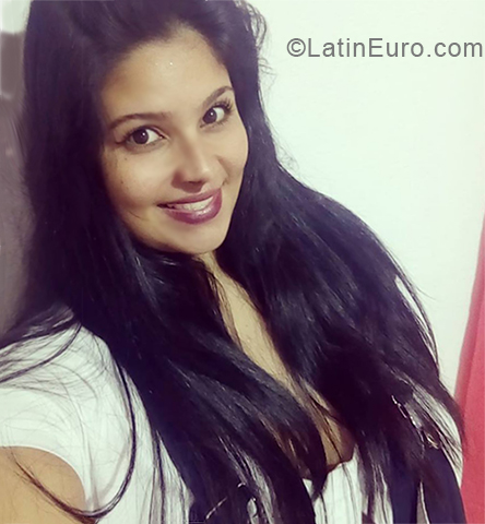 Date this athletic Colombia girl Juliana from Medellin CO24276