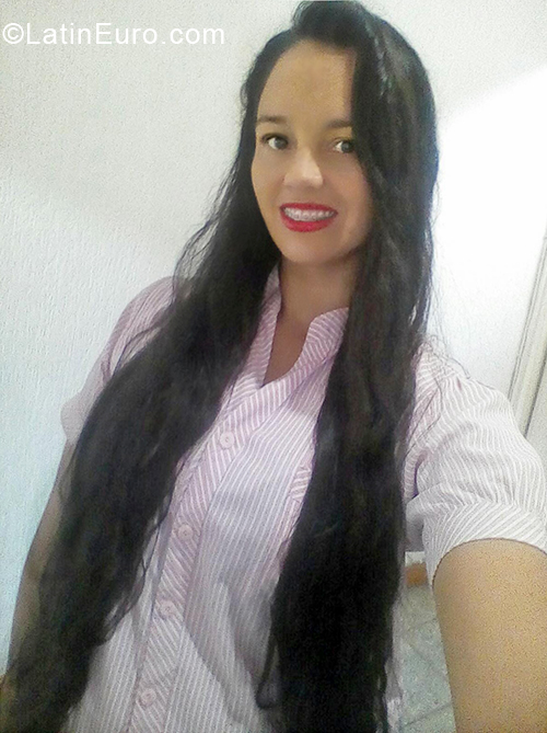 Date this fun Colombia girl July from Villavicencio CO24277