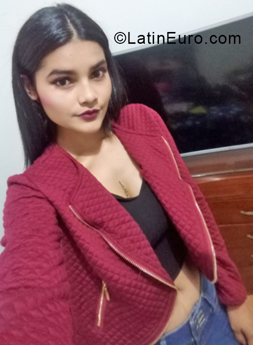 Date this exotic Colombia girl Camila from Bogota CO24311