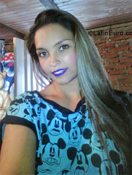 Date this passionate Colombia girl Andrea from Tulua CO24370