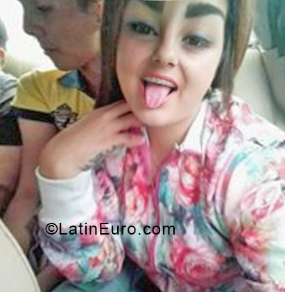 Date this funny Venezuela girl Grecia from Merida VE1956