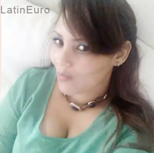 Date this sensual Dominican Republic girl MARIA from Santo Domingo DO33363