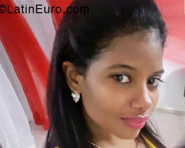 Date this exotic Dominican Republic girl Maria from Santo Domingo DO33484