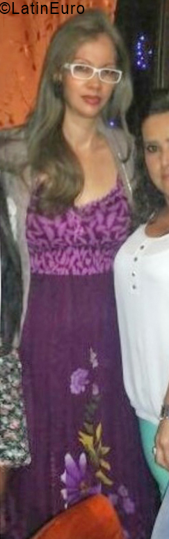 Date this hot Colombia girl Gloria from Cali CO24704