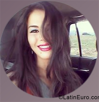 Date this young Venezuela girl Alexa from Valencia VE2354