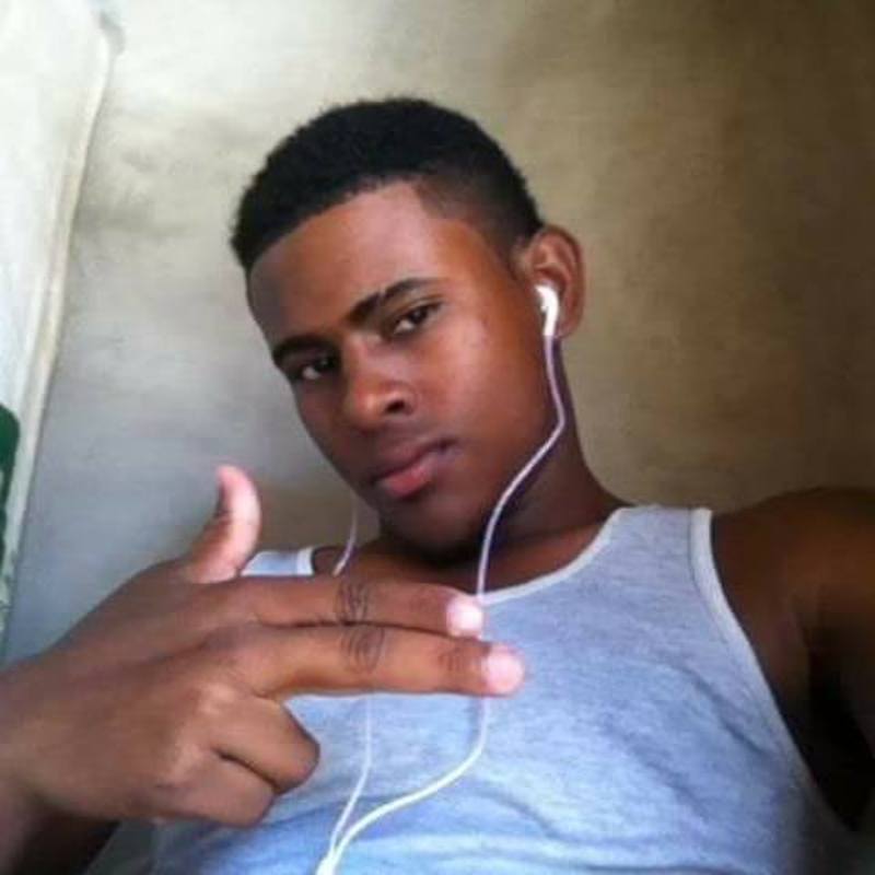 Date this foxy Dominican Republic man Maicel from Sto Dgo DO33765