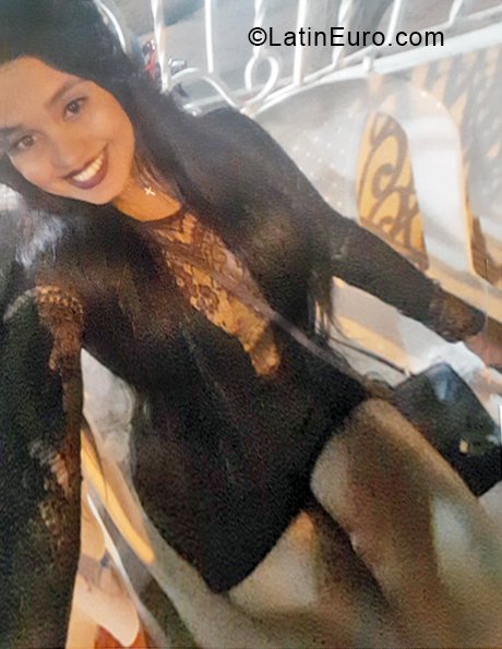 Date this hot Colombia girl Sandra from Barranquilla CO31575