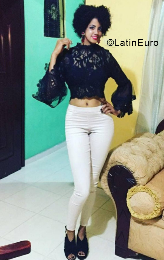 Date this passionate Dominican Republic girl Norisil from Nagua DO33841