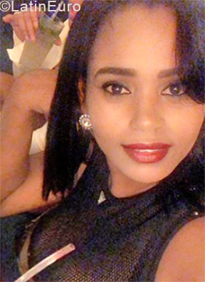 Date this nice looking Dominican Republic girl Olga from Santo Domingo DO33891