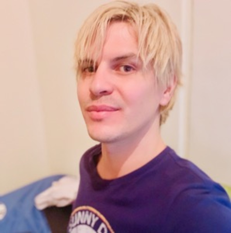 Date this georgeous Colombia man William from Bogota CO24974