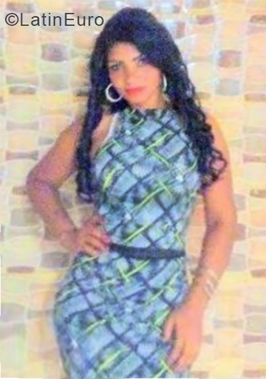 Date this good-looking Dominican Republic girl Ana from Santiago DO34968