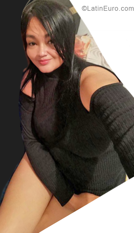 Date this pretty Colombia girl Katherine from Barranquilla CO25634