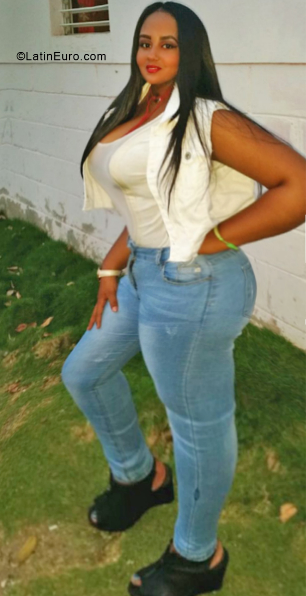 Date this exotic Dominican Republic girl Estrela from Santiago DO34140